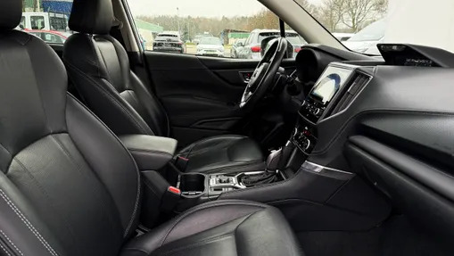 SUBARU Forester Forester 2.0i-L Platinum (EyeSight) Lineartronic
