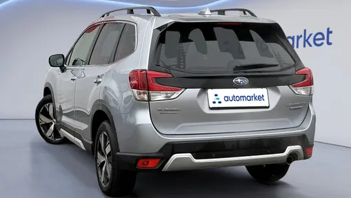 SUBARU Forester Forester 2.0i-L Platinum (EyeSight) Lineartronic