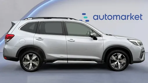 SUBARU Forester Forester 2.0i-L Platinum (EyeSight) Lineartronic