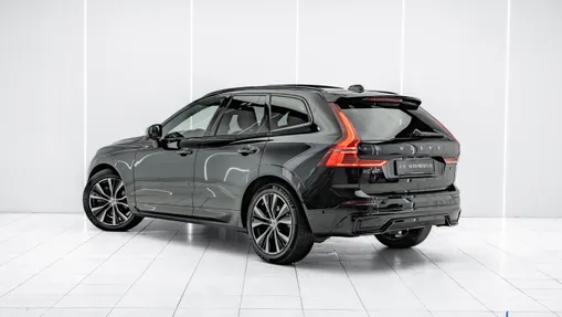 VOLVO XC60 XC60 B4 D AWD Ultimate Dark aut