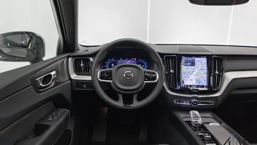 VOLVO XC60 XC60 B4 D AWD Ultimate Dark aut