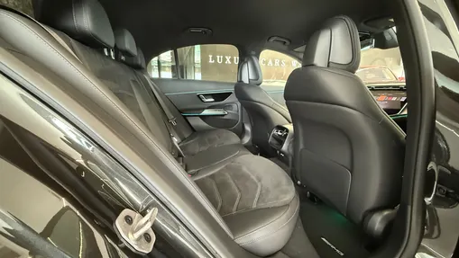 MERCEDES-BENZ E Klasa E 200 mHEV 4-Matic AMG 9G-Tronic