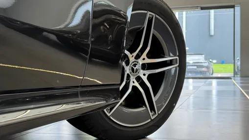 MERCEDES-BENZ E Klasa E 200 mHEV 4-Matic AMG 9G-Tronic