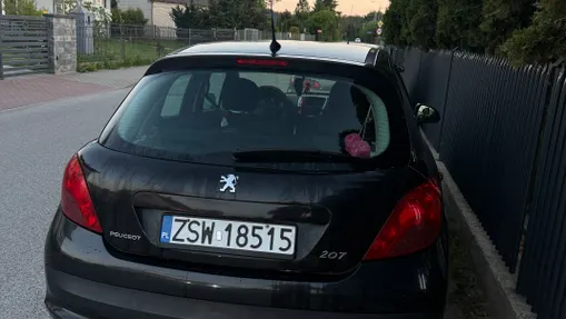 PEUGEOT 207 207 1.4 16V Trendy