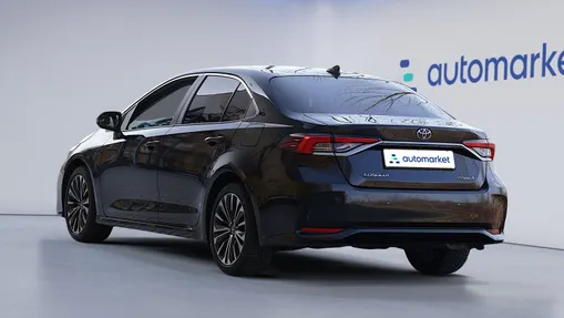 TOYOTA Corolla Corolla 1.8 Hybrid Style