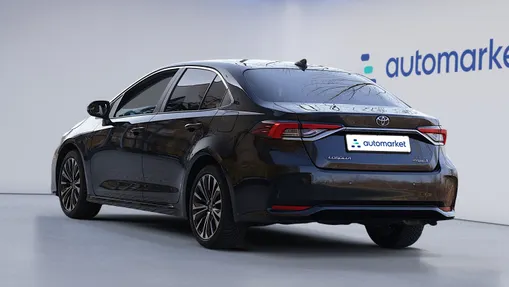 TOYOTA Corolla Corolla 1.8 Hybrid Style