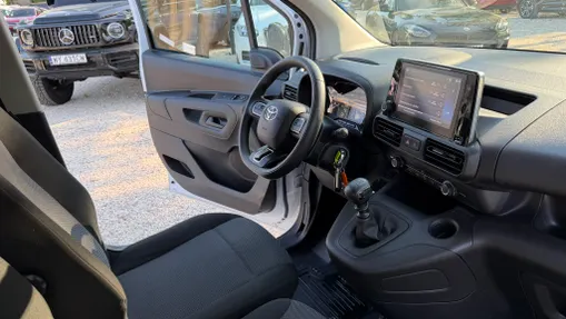 TOYOTA Proace City Proace City 1.5 D-4D Long 2,3t Comfort