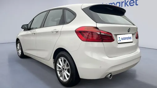 BMW Seria 2 216d aut