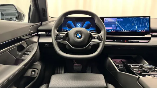 BMW Seria 5 520d mHEV aut