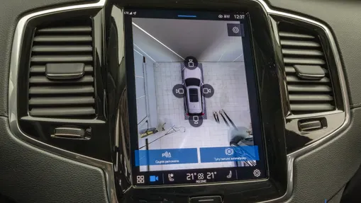VOLVO XC90 XC90 T8 AWD Plug-In Hybrid Ultimate Dark 7os aut