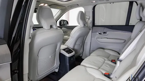 VOLVO XC90 XC90 T8 AWD Plug-In Hybrid Ultimate Dark 7os aut
