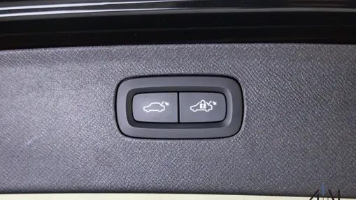 VOLVO XC90 XC90 T8 AWD Plug-In Hybrid Ultimate Dark 7os aut