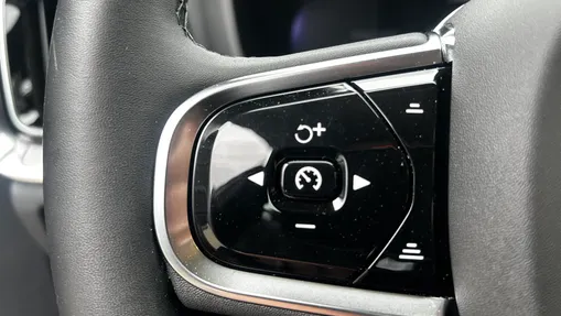 VOLVO V60 V60 B3 B Plus Dark aut