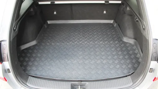 HYUNDAI i30 i30 1.5 DPI Classic +