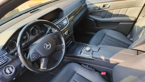 MERCEDES-BENZ E Klasa E 500 4-Matic BlueEff. Elegance