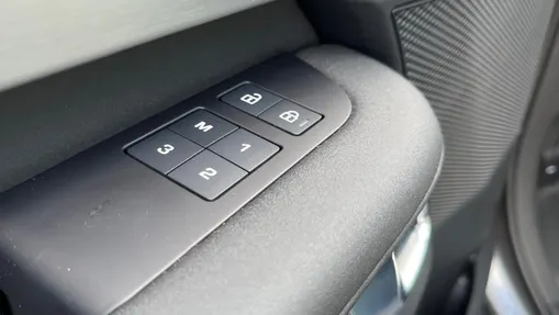 LAND ROVER Discovery Discovery V 3.0 D250 mHEV Dynamic SE