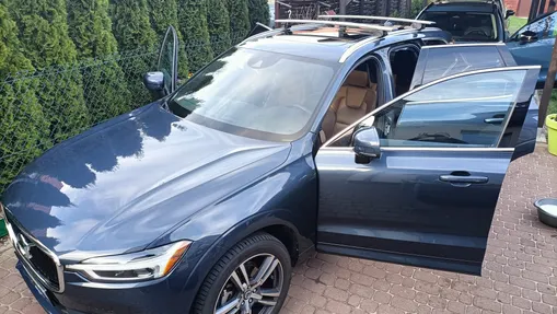 VOLVO XC60 XC60 2.0T Momentum