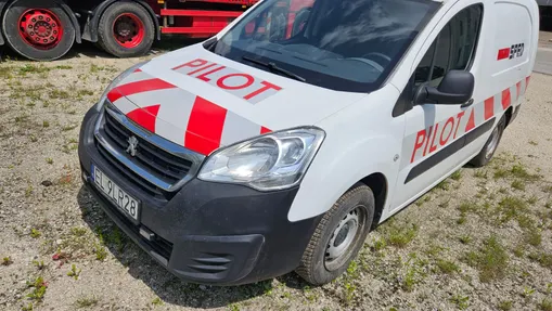 PEUGEOT Partner Van -