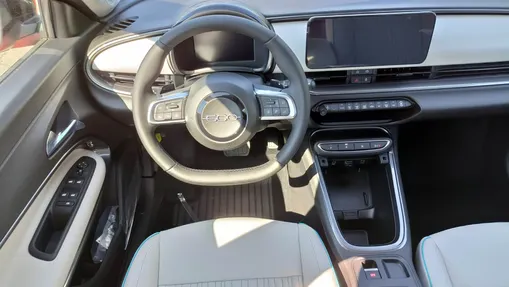 FIAT 600 600 1.2 Turbo Hybrid La Prima eDCT Nowy
