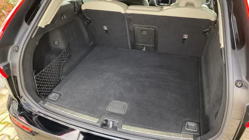 VOLVO XC60 XC60 B5 B AWD Momentum Pro aut