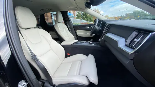 VOLVO XC60 XC60 B5 B AWD Momentum Pro aut