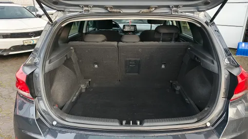 HYUNDAI i30 i30 1.5 DPI Comfort