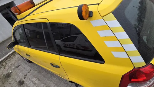 OPEL Zafira -
