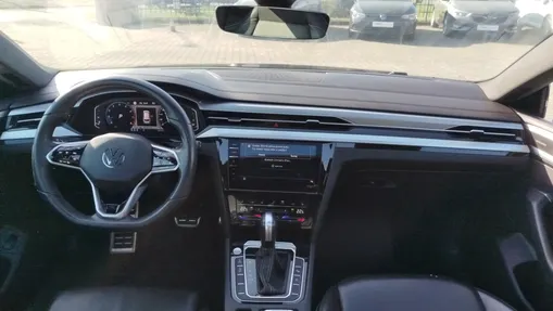 VOLKSWAGEN Arteon Arteon 2.0 TSI R-Line DSG