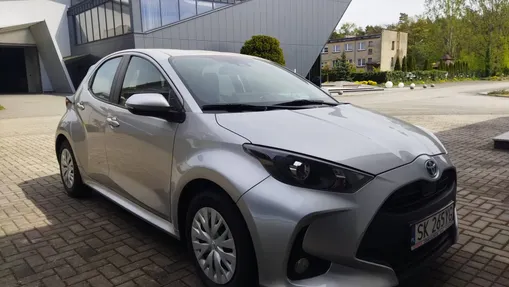 TOYOTA Yaris Yaris 1.5 Comfort