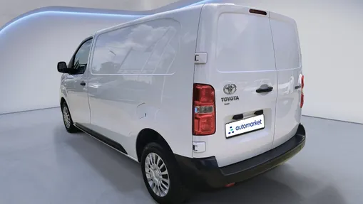 TOYOTA Proace Proace 2.0 D-4D Medium 3,1t Active