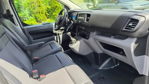 TOYOTA Proace Proace 2.0 D-4D Medium 3,1t Active