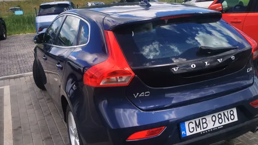 VOLVO V40 V40 CC D4 Drive-E Momentum