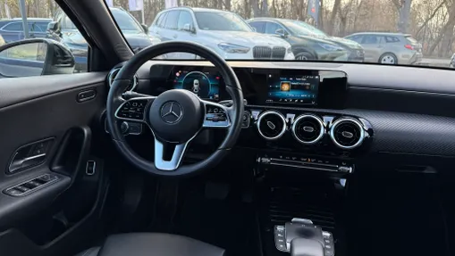 MERCEDES-BENZ A Klasa A 180 Progressive 7G-DCT