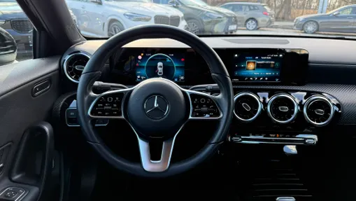 MERCEDES-BENZ A Klasa A 180 Progressive 7G-DCT