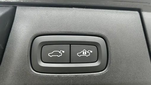 VOLVO V90 V90 T8 AWD Plug-In Hybrid Ultra Bright aut