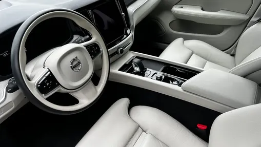 VOLVO V60 V60 B3 B Plus Dark aut