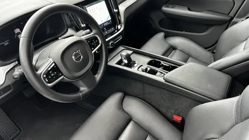 VOLVO V60 V60 B4 B Plus Dark aut