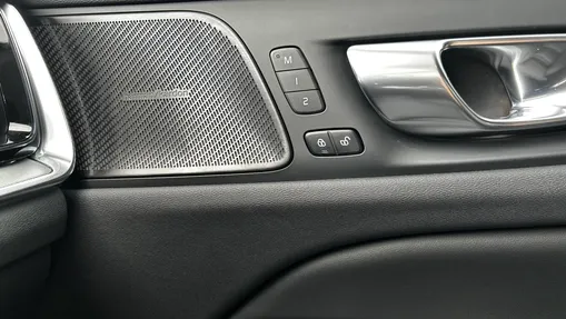 VOLVO V60 V60 B4 B Plus Dark aut