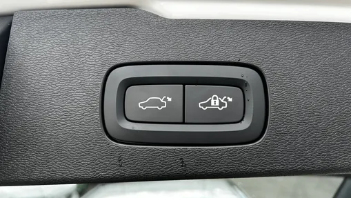 VOLVO V60 V60 B4 B Plus Dark aut