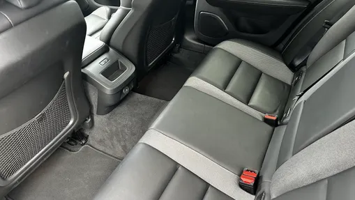 VOLVO V60 V60 B4 B Plus Dark aut