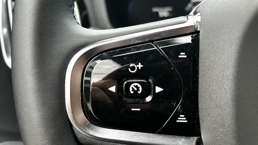 VOLVO V60 V60 B4 B Plus Dark aut