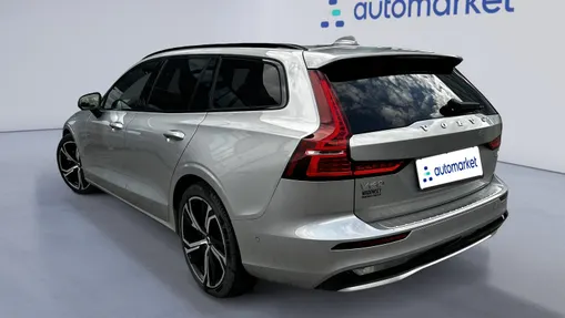 VOLVO V60 V60 B4 B Plus Dark aut