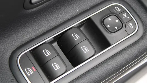 MERCEDES-BENZ CLA CLA 200 d 8G-DCT