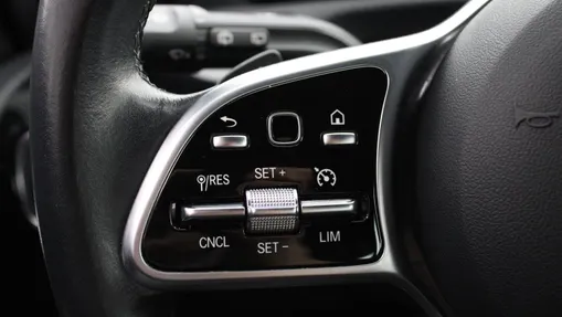 MERCEDES-BENZ CLA CLA 200 d 8G-DCT