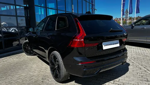 VOLVO XC60 XC60 B5 B AWD Plus Black Edition aut