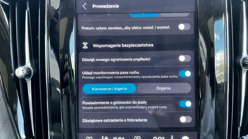 VOLVO XC60 XC60 T6 Plug-In Hybrid AWD Ultra Bright aut