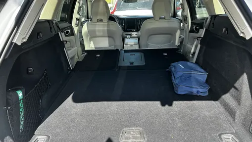 VOLVO XC60 XC60 T6 Plug-In Hybrid AWD Ultra Bright aut
