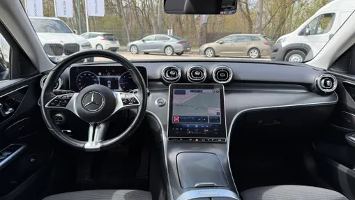 MERCEDES-BENZ C Klasa C 220 d mHEV Avantgarde