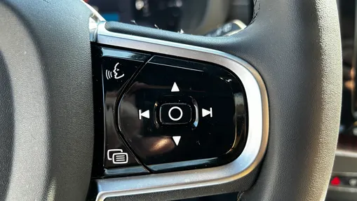 VOLVO XC60 XC60 T8 Plug-In Hybrid AWD Ultra Bright aut