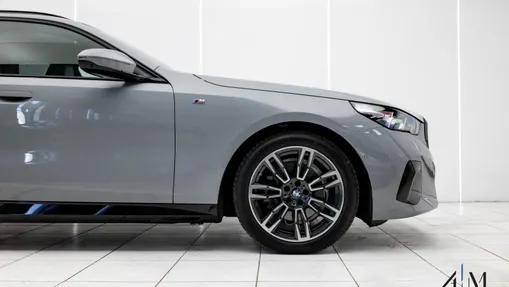 BMW Seria 5 520d xDrive mHEV M Sport aut
